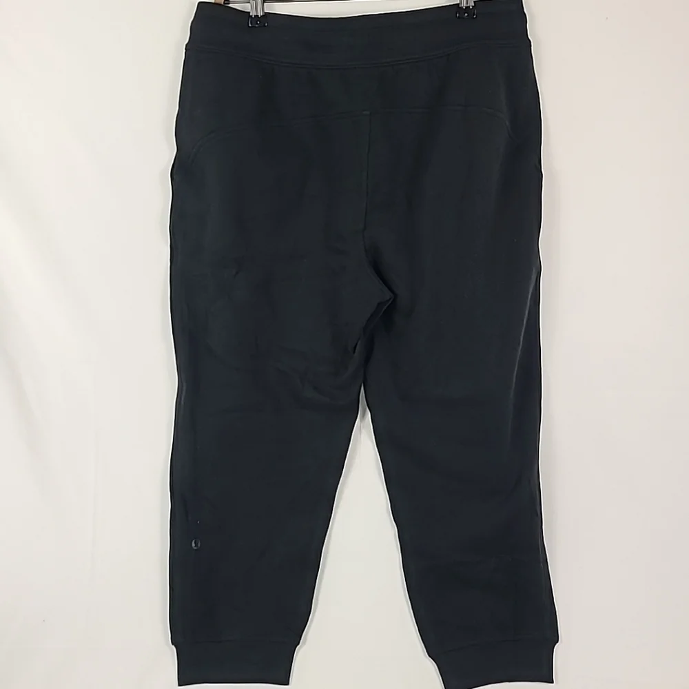Lululemon Women's Scuba High-Rise Cropped Jogger 23.5" Black Size 12 EUC - Picture 6 of 9